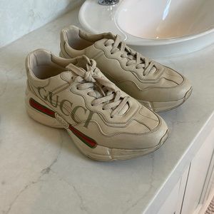 Gucci tennis shoes
